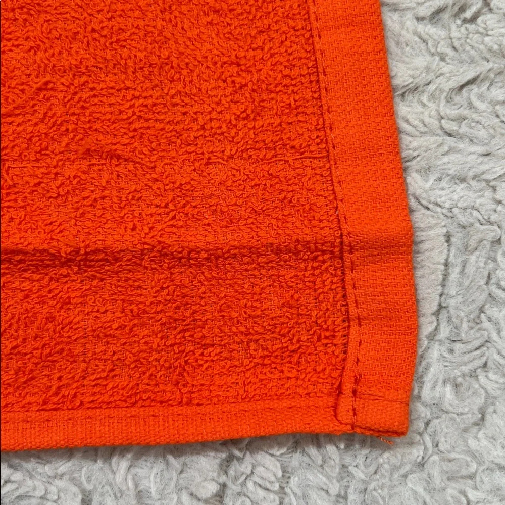 Chicago Bears Soldier Field Rally Towel,100% cotton, New condition with NFL seal